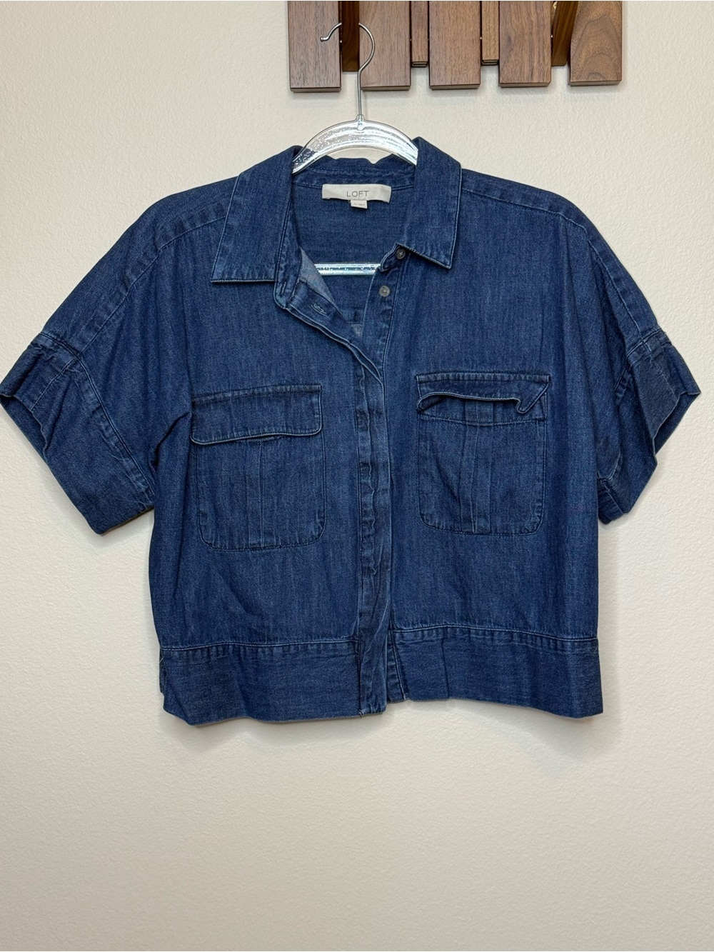 LOFT Indigo Denim Short-Sleeve Utility Shirt size Medium